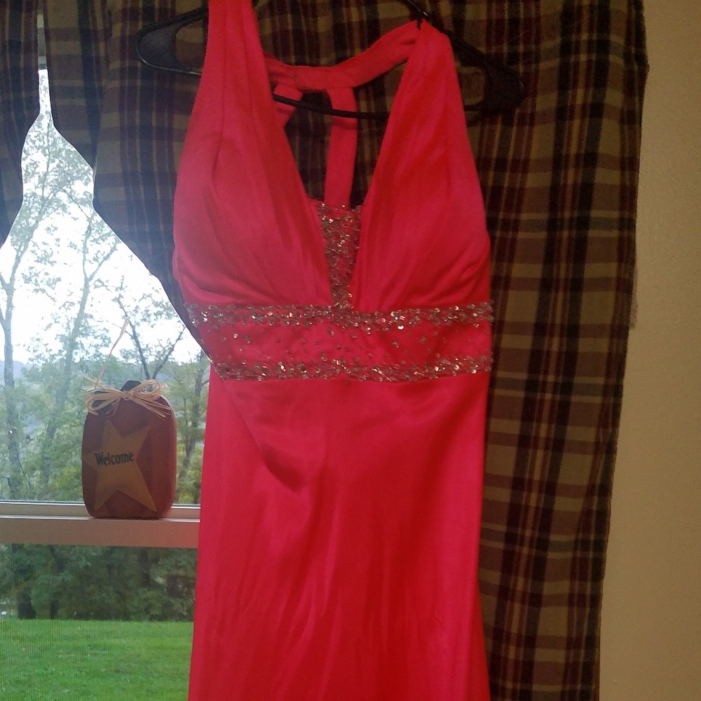 Maiu lee formal dress